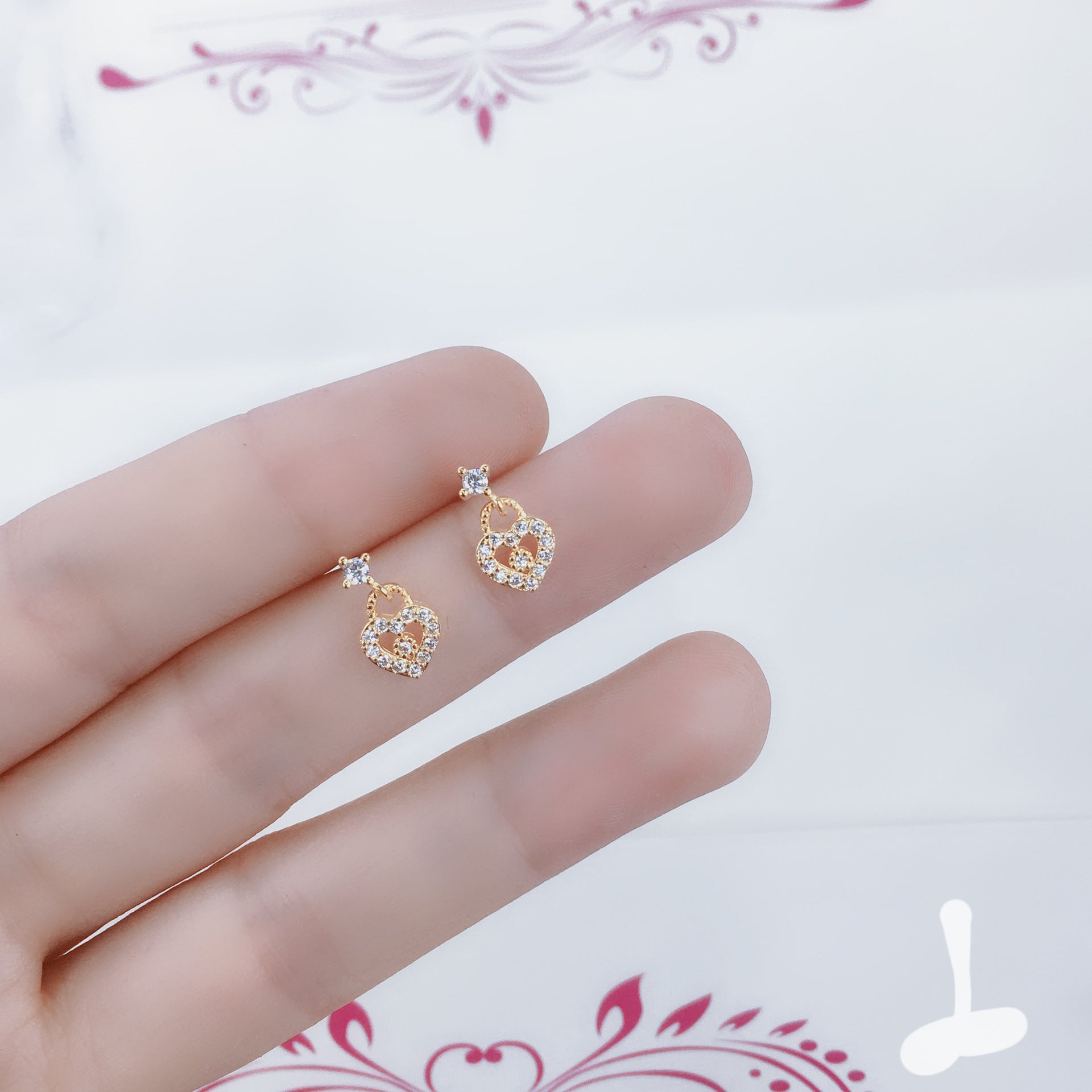 Wholesale Simple Small Exquisite Design Sense 925 Sterling Silver Earrings